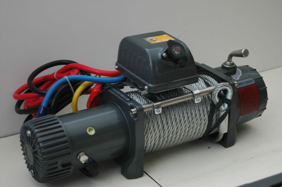 Electrische lieren 12volt 5,5 ton oprijwagen