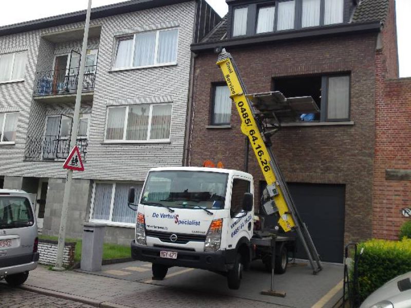 Uw ladderliftspecialist ladderliftservice verhuisliftservice meubelliftservice 