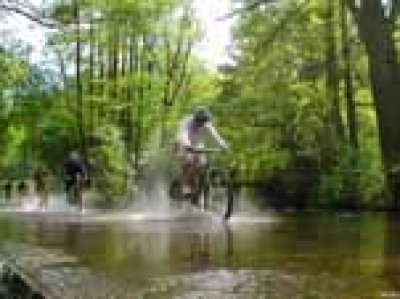 SPORTVAKANTIE klimmen abseilen kajakken rafting kamperen zwemmen