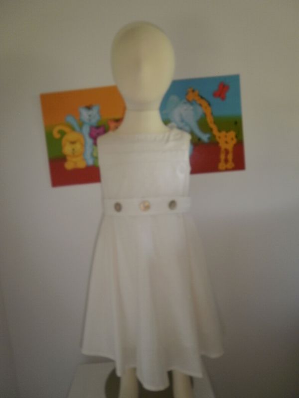 Prachtige jurkjes te koop tot 128