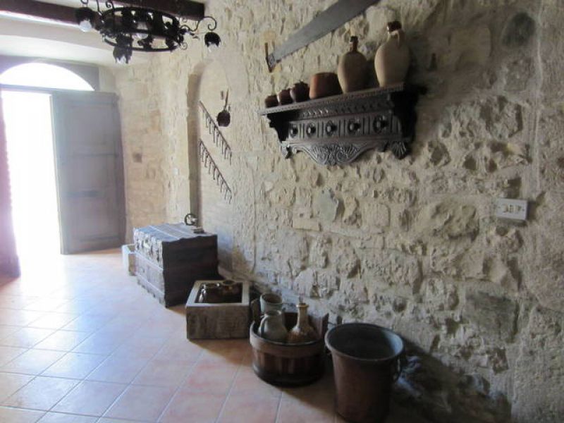 Herenhuis uit 1769 in het oude dorp van Castelbottaccio , Campobasso , Molise , Italië