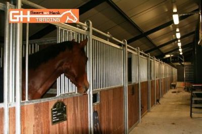 Luxe Paardenboxen paardenbox – Laake model Tewis