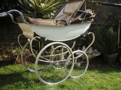 Ouderwetse Silver Cross Wilson Royale Marmet Osnath LBC