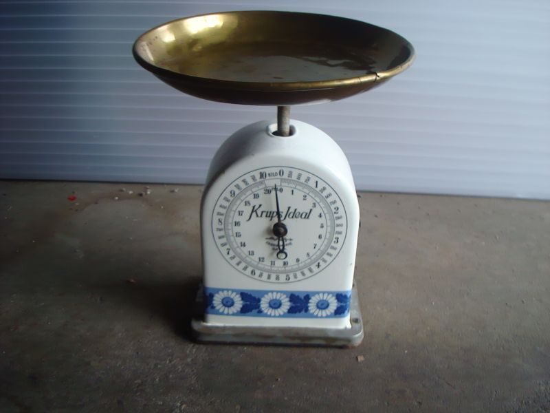 Te koop oude weegschaal