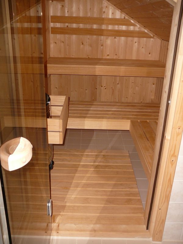 Luxe vakantiehuis met sauna, wifi, steiger, direkt aan het water