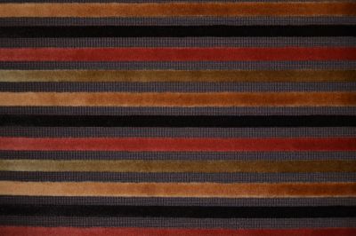 Groot aanbod voordelige meubelstoffen,skai en zonwering !!