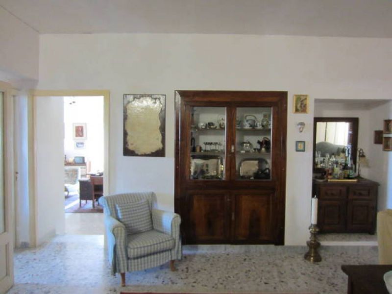 Herenhuis uit 1769 in het oude dorp van Castelbottaccio , Campobasso , Molise , Italië