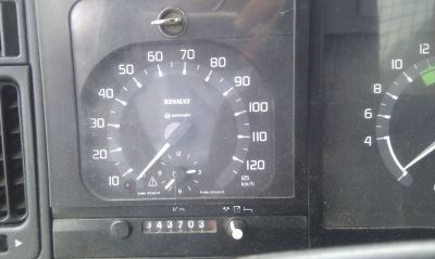 Vrachtwagen Renault Kerax 260 te koop