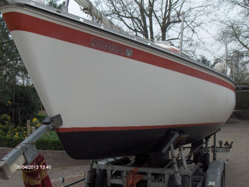 Kajuitzeilboot Friendschip 22