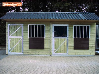 Goedkope Paardenboxen buitenboxen buitenstal schuilhut