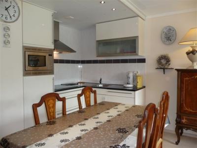 Haamstede, onder de vuurtoren 4 pers appartement 