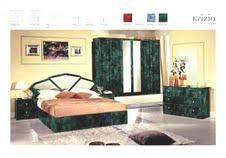 diverse italiaanse hoogglans slaapkamers