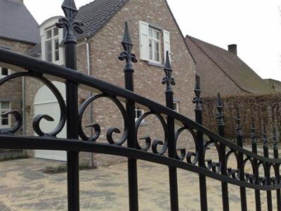 Sierhekwerk,Poorten,Poortautomatisering, Schuifpoorten.Hekken,Videofoon,tuinverlichting,