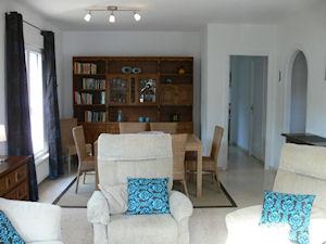 Een 6 tot 8 persoons vakantievilla in La Fustera aan de Spaanse Costa Blanca