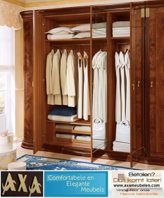 italiaanse hoogglans Klassiek noten slaapkamers AXA meubelen Rotterdam Den Haag Breda