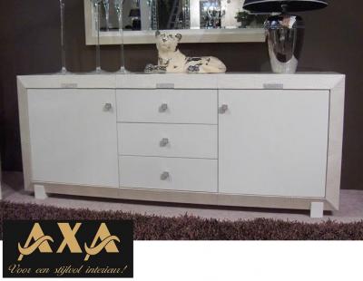 modern design swarovski hoogglans meubelen AXA ROTTERDAM