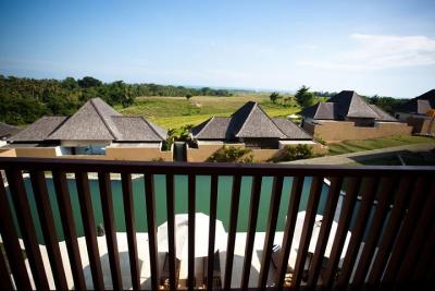 Bali, investeringsproject Sahaja