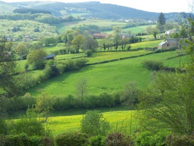FRANKRIJK: Huis met wijds uitzicht  &  rust,natuur,cultuur