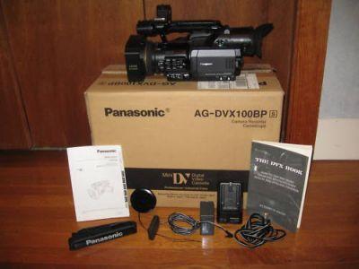 Gloednieuwe  Panasonic AG-HMC40 AVCCAM HD Camcorder 