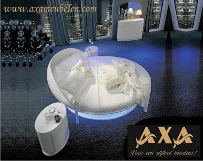 ronde slaapkamers moderne bedden AXA meubelen Breda Den Haag