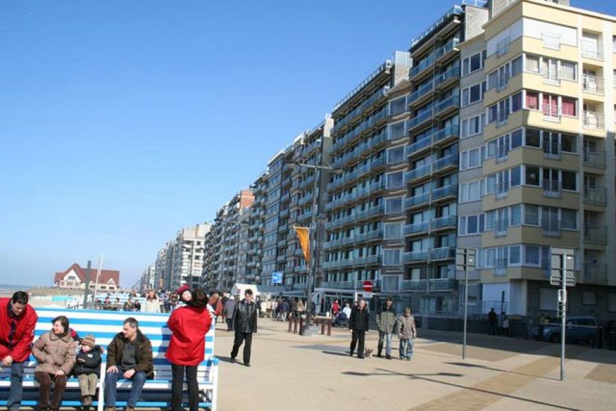 Appartement (max.5 pers) op de Zeedijk te Middelkerke (België)