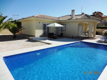 Costa Blanca: nu luxe villa met 25% korting