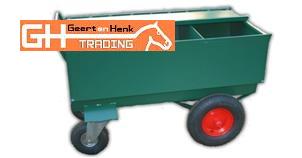 Kruiwagens, matten, beschermbeugels, wasplaatsbeugels enz.