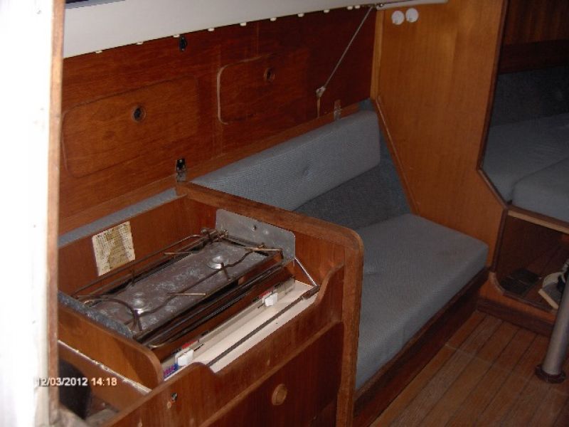 Kajuitzeilboot Friendschip 22