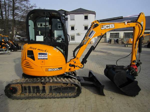 JCB 8030   graafmachine