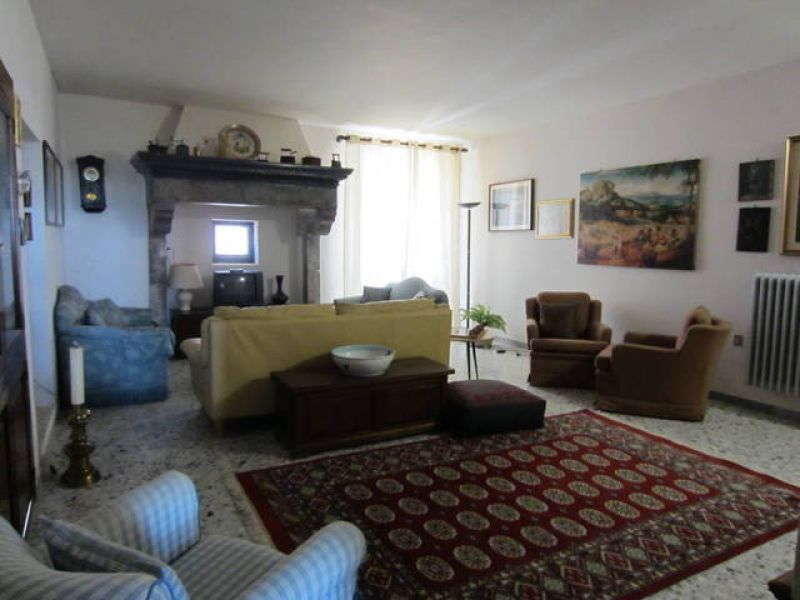 Herenhuis uit 1769 in het oude dorp van Castelbottaccio , Campobasso , Molise , Italië