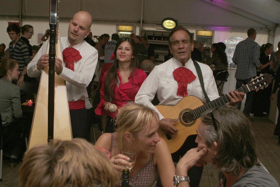 Trio Los Mayas! Mexicaanse, Zuid-Amerikaanse en Spaanse muziek.