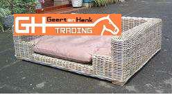 Luxe rotan hondenmanden, hondenbanken, hondenbedden