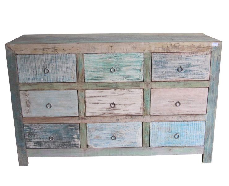 Grote teakmeubelshow van teakmeubelen bij teakpaleis in beringe en baarle-hertog