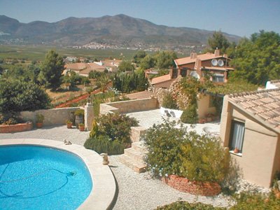 Spanje: Lliber - Ruime villa met afgescheiden appartement 