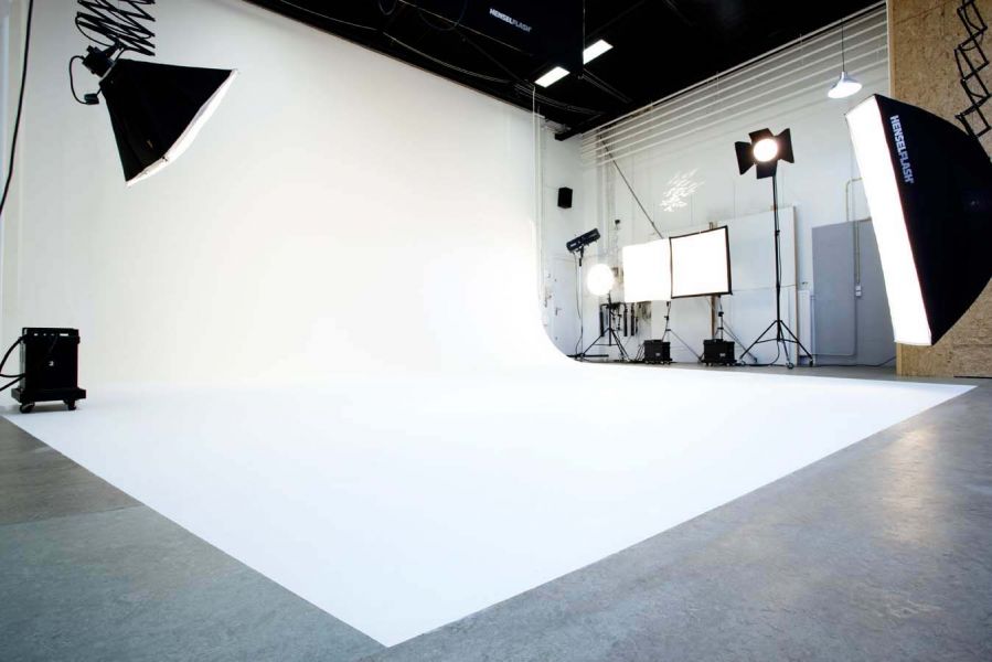 Fotostudio huren met Limbo, de grootste van de Randstad