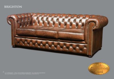 Chesterfield Showroom leren banken op maat gemaakt.