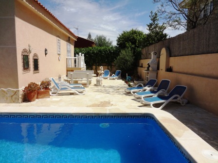 Huur deze lente een leuk huis aan de Costa Blanca