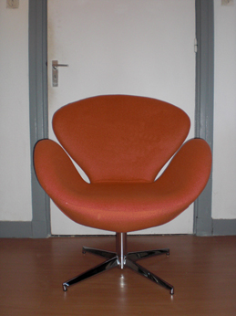 Swan Chair (Oranje Design Stoel/Fauteuil)