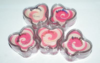 leuke webshop in verkoop van make-up, gereedschap, kinderwagens en meer