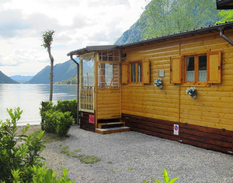 Chalets DIRECT aan het meer van Lugano in Porlezza, Italië