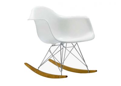 Eames DAW en DAR design stoelen.   Eames DAW en DAR design stoelen voor slechts € 79,00 per stuk