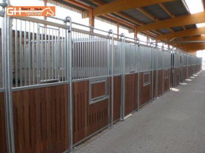 Luxe Paardenboxen paardenbox – Laake model Tewis
