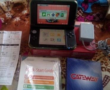 Zwarte Nintendo 3DS XL met veel Games voor maar 50,- Euro!