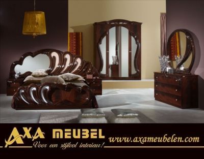 hoogglans klassieke slaapkamers AXA Meubelen Breda Den haag