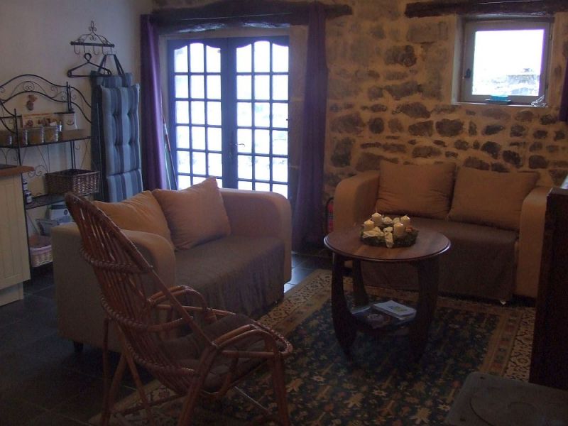 Romantisch huisje/gîte FRANKRIJK...waar rust nog heel gewoon is...