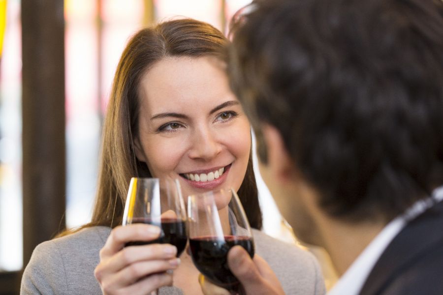 StudentenContact zoekt vrouwelijke studenten