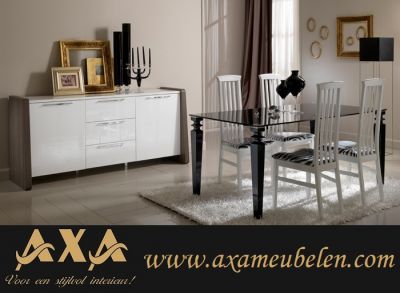 Dressoir vitrine kasten AXA meubelen Breda Rotterdam DenHaag