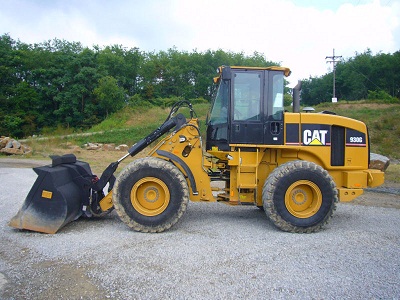 Ceterpillar 930G-27000 euro