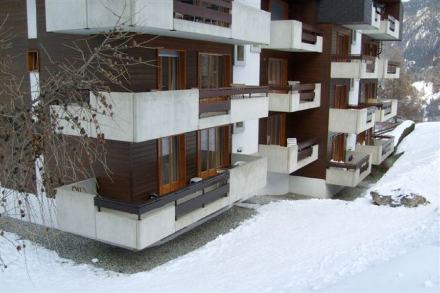4 P. WINTERSPORT-APPARTEMENT / Zwitserse Alpen