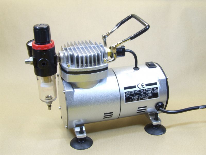 Black Bull airbrush compressor BC23